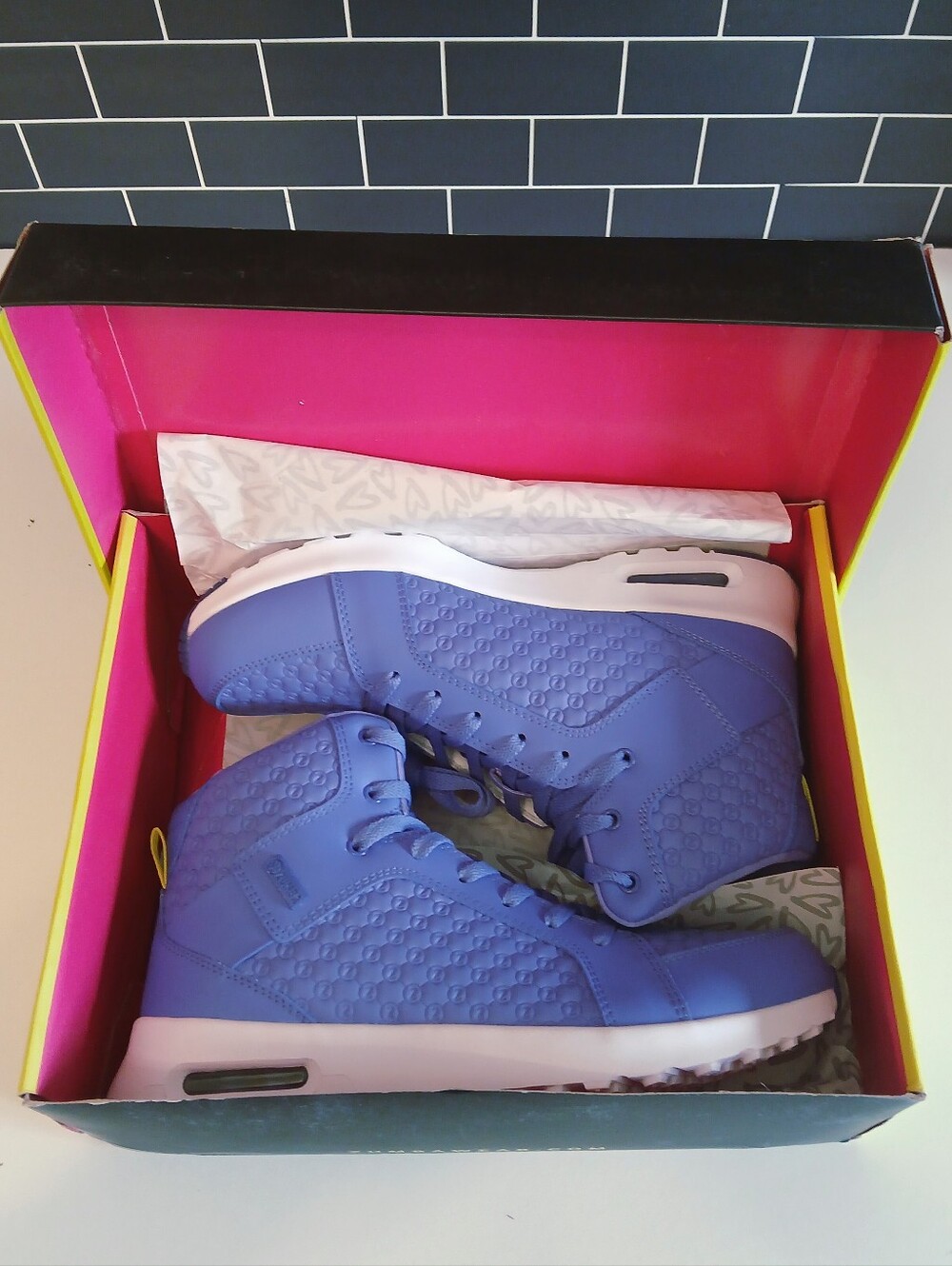 Zumba Air Boss High-Top Athletic Dance Fitness Sneaker Lightweight 11 Purple NIB